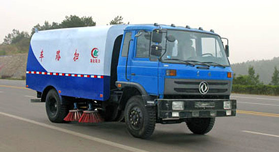 東風(fēng)153掃路車