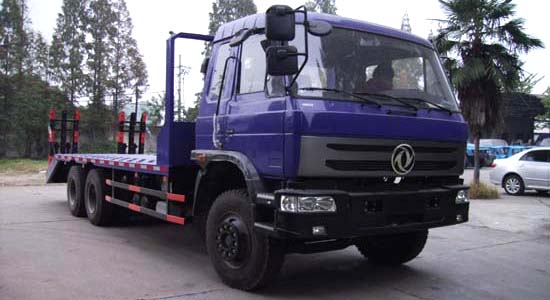 東風(fēng)后八輪平板運輸車