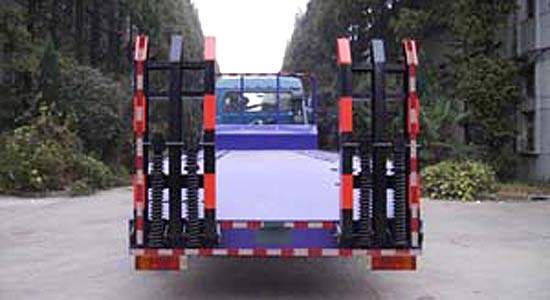 解放后八輪平板運(yùn)輸車
